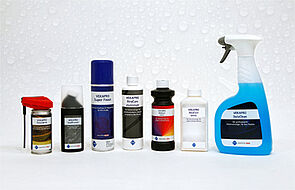 Alles für perfekt gepflegte Fenster: Die VEKAPRO  Produktreihe umfasst Mittel für die Reinigung,  Intensivreinigung, Versiegelung und Wartung  von Kunststofffenstern